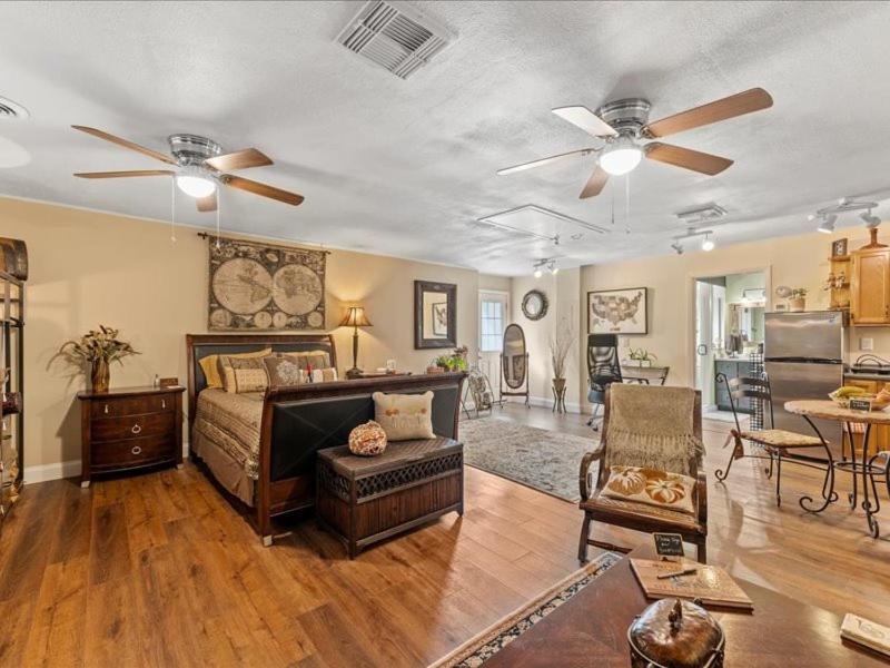 College Park-Orlando 5Star Villa Oasis - Home Away From Home - Quiet Neighborhood-Private Botanical Courtyard - Mins From Eola,Dt, Winter Park - Free Parking & Ev Plug In Exterior foto